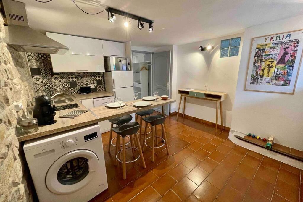 Le Jad Joli F2 Proche Gare, Arenes Avec Terrasse Privee Apartment Nimes Ngoại thất bức ảnh